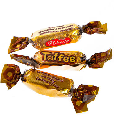 Изображение Конфеты вес "Toffee" в шоколаде с марм. из клюквы темн и слив Победа